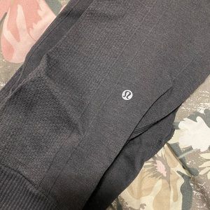 Size 4 Lululemon leggings